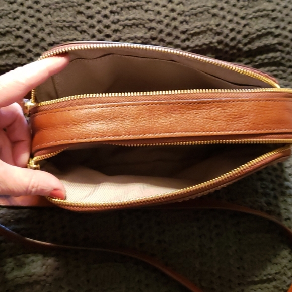 Fossil purse - Picture 2 of 4